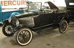 Lot 40 - 1926 Ford Model T Roadster Pickup Auction Photo