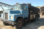 Mack Water Truck Auction Photo