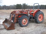 Kubota Model M9000 4wd tractor Auction Photo
