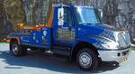 2006 INT'L. 4300 TOW WRECKER W/ VULCAN 894