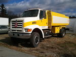 1996 FORD LOUISVILLE 2,700-GAL. FUEL TRUCK Auction Photo