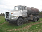 1974 Ford LT8 9000 Tank Truck Auction Photo