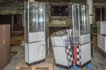 6FT GLASS DISPLAY WRAP Auction Photo