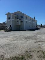 11-Unit Apartment Building Auction Photo