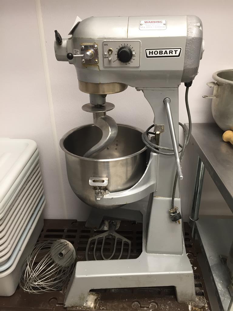 TIMED ONLINE AUCTION LATE MODEL RESTAURANT & LOUNGE EQUIPMENT Auction