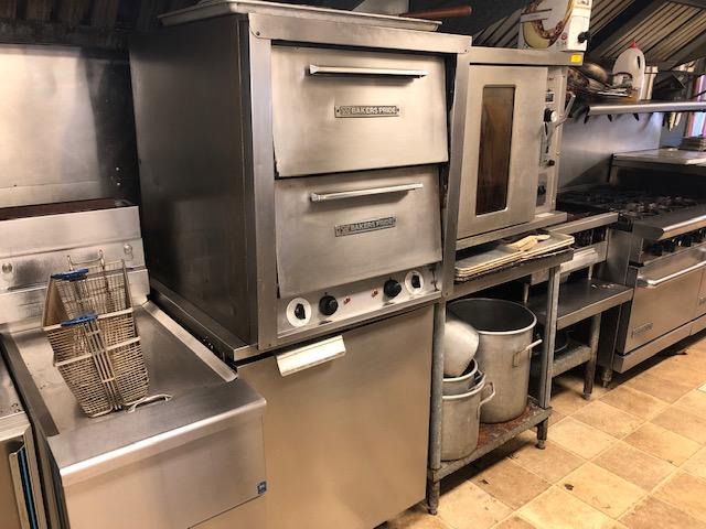 TIMED ONLINE AUCTION RESTAURANT & REFRIGERATION EQUIPMENT- PIZZA OVEN Auction