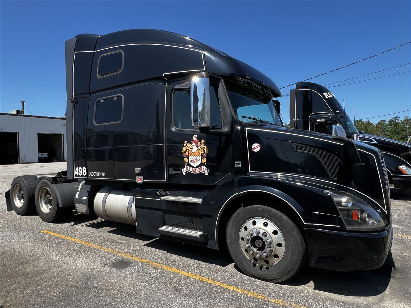 PUBLIC TIMED ONLINE AUCTION ~ 54-SEMI-TRUCKS , 60-TRAILERS, 20-CONTAINER CHASSIS ME, PA & NC Auction