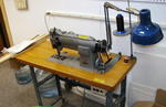 Singer commercial sewing machine Auction Photo
