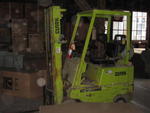 Clark  G500-30 forklift Auction Photo