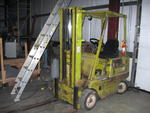 Clark C300-40 forklift Auction Photo