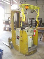 Yale Electric Walkie Stacker Auction Photo