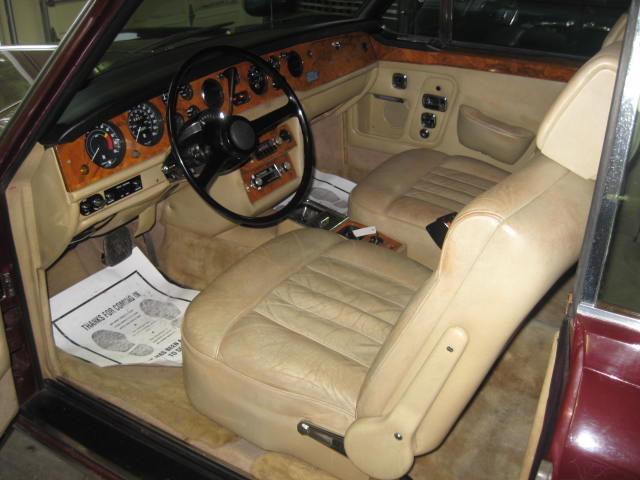 Auction 10 202 1972 Rolls Royce Corniche Convertible Interior