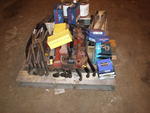 Annual Fall Consignment Auction  SOLD! Over 800 in attendance! Auction Photo