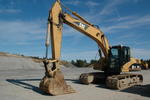 2001 Caterpillar 320CL Hydraulic Excavator Auction Photo