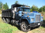1986 Mack RD688S T/A Dump Truck Auction Photo
