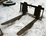 SKID STEER FORKTINE ATTACHMENT Auction Photo