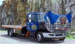 2008 INT'L. 4300 EXT CAB W/ VULCAN SERIES 10 21FT. CARRIER Auction Photo