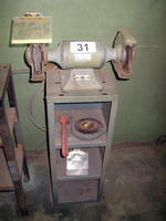 PEDESTAL GRINDER Auction Photo