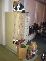 CHRISTMAS DECOR Auction Photo