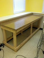 7' COUNTER WITH BASE