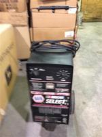 NAPA BATTERY CHARGER Auction Photo