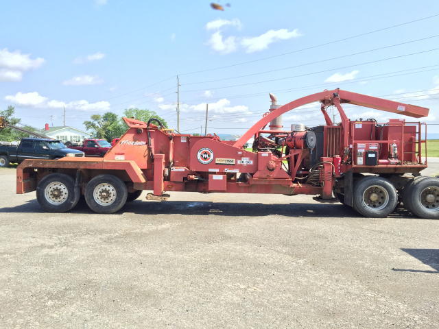 2009 MORBARK 40/36 WHOLE TREE DRUM CHIPPER Auction Photo