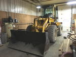 1998 JOHN DEERE 344H Auction Photo