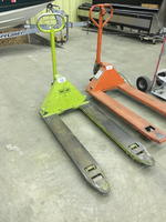 BRODIE 5,500LB PALLET JACK Auction Photo