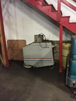 AMERICAN 930i FLOOR SCRUBBER Auction Photo