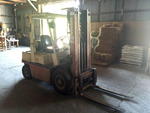 09 FORD F450 DUMP TRUCK W/ PLOW - 96 4WD TRACTOR - FORKLIFT - RETAIL INVENTORY - HOOP HOUSE  Auction Photo