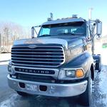 2002 STERLING 7500 ROAD TRACTOR