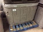 INSULATED CONTAINER/TOTE Auction Photo