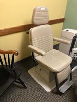 RELIANCE 5200L OPHTHALMOLOGY CHAIR Auction Photo