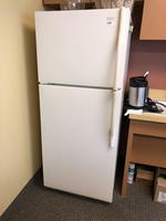 MAYTAG PERFORMER PTB173GRQ REFRIGERATOR W/ ICE MAKER Auction Photo