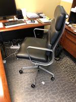 HERMAN MILLER EAMES OFFICE CHAIR Auction Photo