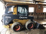 2011 JOHN DEERE 320D SKID STEER