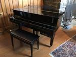 TIMED ONLINE AUCTION  YAMAHA BABY GRAND PIANO - FURNITURE - SILVER Auction Photo