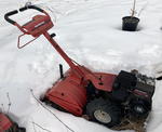 LOT 4: YARD MACHINES TILLER Auction Photo