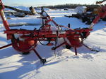 LOT 1: 2008 NEW HOLLAND 163 TEDDER Auction Photo