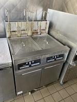 TIMED ONLINE AUCTION KITCHEN EQUIPMENT - 50'S STYLE FURNITURE Auction Photo