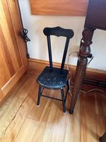 SMALL BLACK PAINTED SIDE CHAIR Auction Photo