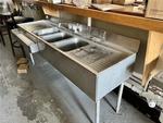 PUBLIC TIMED ONLINE AUCTION FOOD SERVICE & LOUNGE EQUIPMENT - TABLES Auction Photo