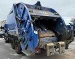 2007 CRANE CARRIER LET2-46 GARBAGE TRUCK Auction Photo