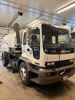 2009 JOHNSTON VT650 STREET SWEEPER