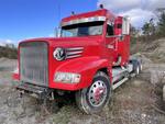 2001 FREIGHTLINER FLD120 ROAD TRACTOR Auction Photo