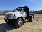 2002 GMC C6500 DUALLY DUMP TRUCK Auction Photo