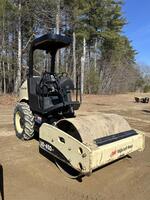 INGERSOLL-RAND SD-45D 64IN.ROLLER Auction Photo