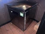 PUBLIC TIMED ONLINE AUCTION RESTAURANT, BAR & CATERING EQUIPMENT Auction Photo