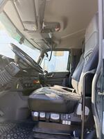 INTERIOR 2026 INTL HX520 Auction Photo