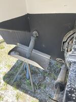 PUBLIC TIMED ONLINE AUCTION 1990 CHAPARRAL 300 SIGNATURE CABIN CRUISER Auction Photo